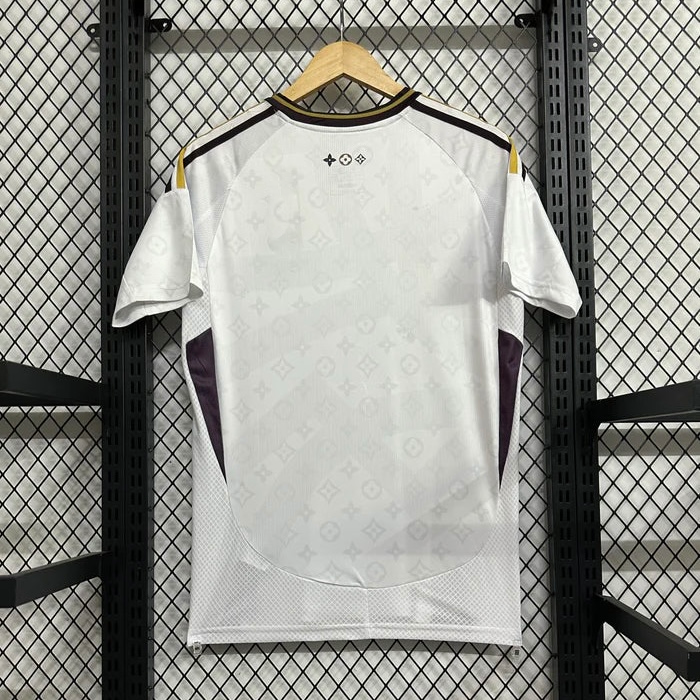 Maillot Real Madrid Concept 2025/2026