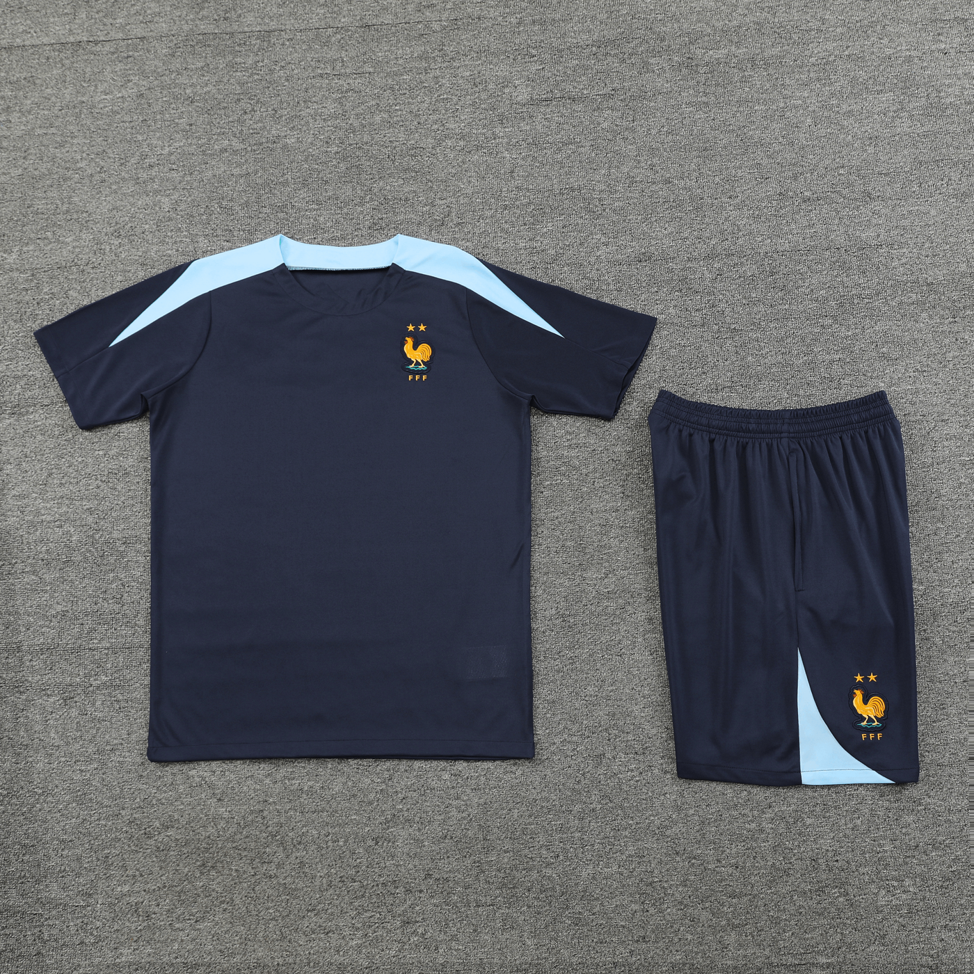 Kit Entraînement Adulte France 24/25