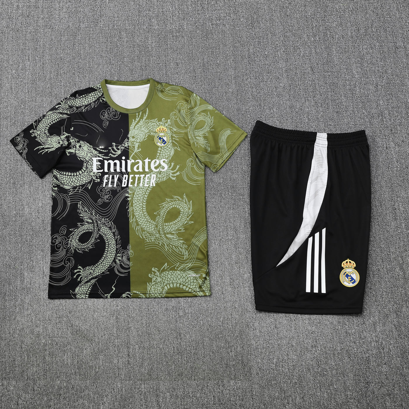 Kit Entraînement Adulte Real Madrid 24/25